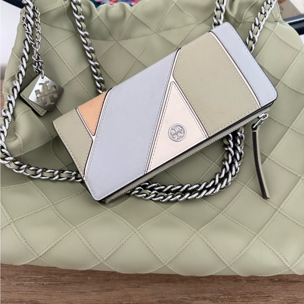 4 Piece Set! Tory Burch Quilted Chain Shoulder Bag - Fleming in Olive Sprig - Picture 13 of 16